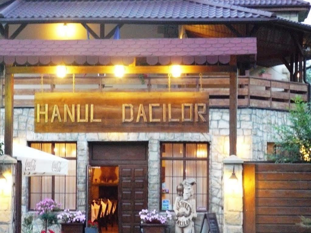Hanul Dacilor Hotel Iasi المظهر الخارجي الصورة