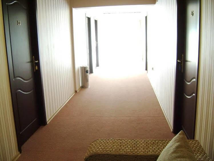Hanul Dacilor Hotel Iasi المظهر الخارجي الصورة